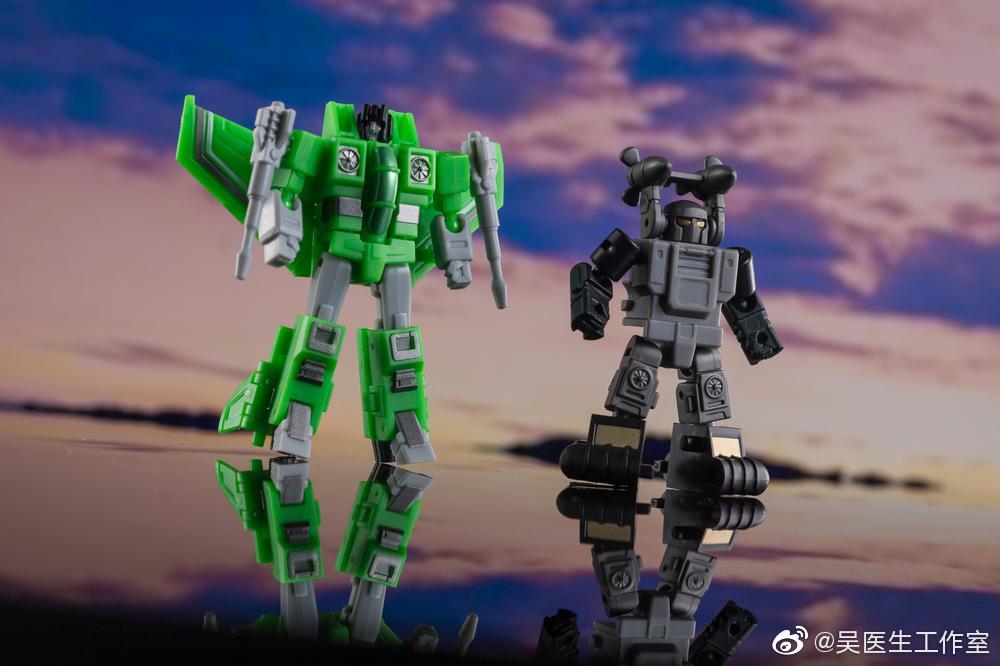 DW-E10B-Black-Spray-04