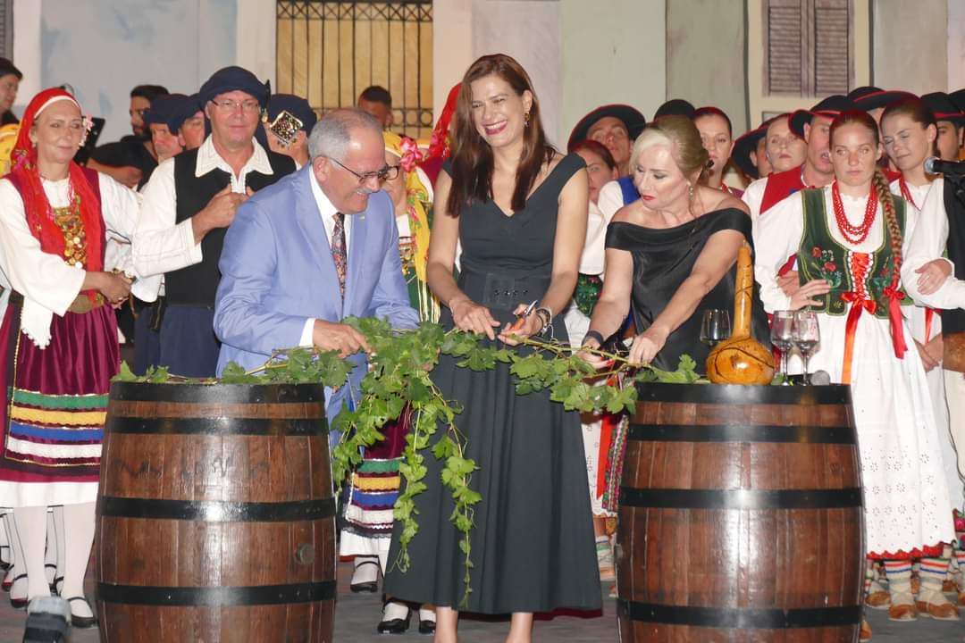 8031d8f1-0611-4289-8e89-6ace698c4434