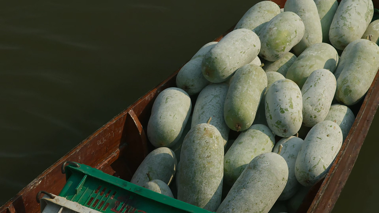 [HR] Thailand - Earth's Tropical Paradise S01E02 [BBC Two 1080p x265]_08