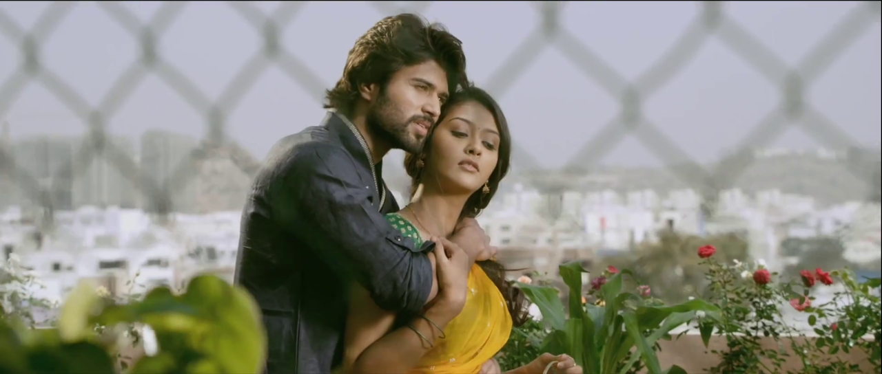 vlcsnap-2025-04-22-23h49m19s499