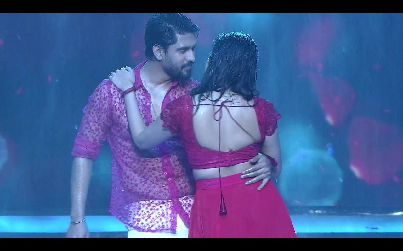 [Image: vlcsnap-2025-10-11-23h47m31s255.jpg]