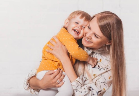 Mother-Child-Relationship-4.jpg