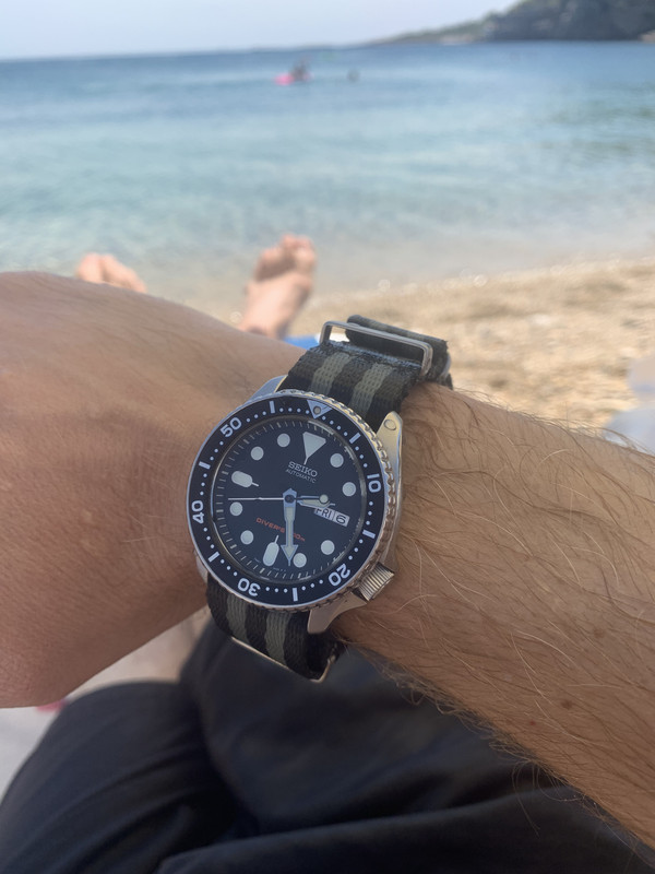 AD1821DF-FE48-4BFC-8059-11FB7E26A53A