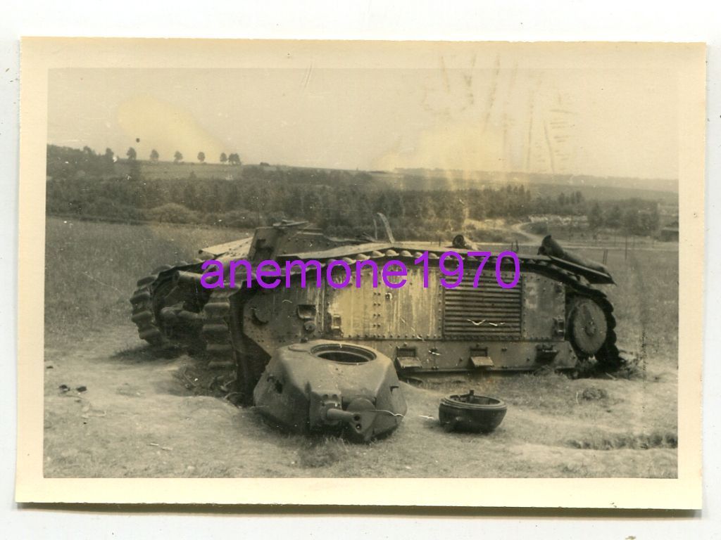 Foto, Wehrmacht, zerstörter Panzer, Char B1, Nah