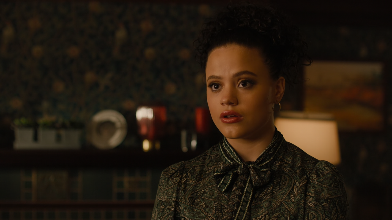 Charmed.(2018).S03E13.Chaos.Theory.1080p.10bit.AMZN.WEB-DL.DDP5.1.HEVC-Vyndros.mkv_snapshot_15.42_[2