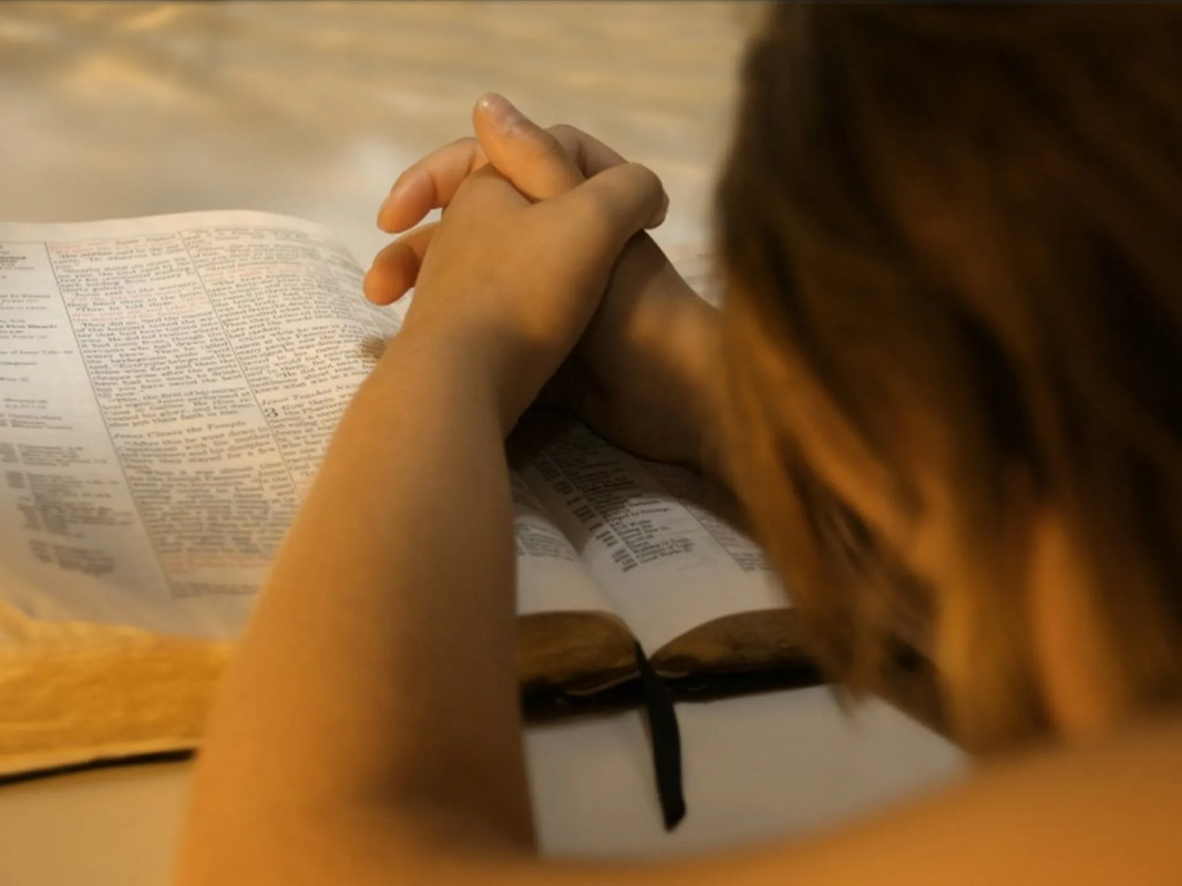 Oración para que me baje la menstruación