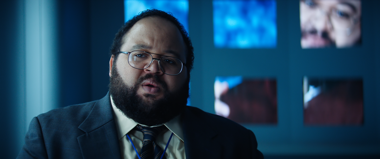 Severance.S02E03.Who.Is.Alive.2160p.10bit.ATVP.WEB-DL.DDP5.1.HEVC-Vyndros.mkv_snapshot_24.30_[2025.0