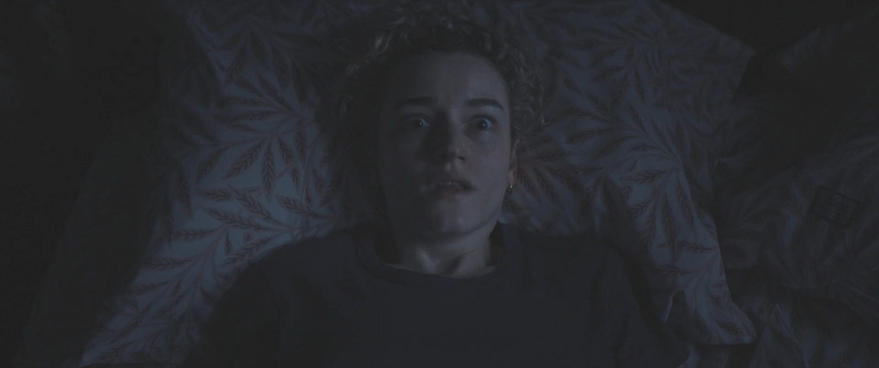 Weapons (2025).1080p.WEBRip.x264.AC3 5.1 by ivi25 para exploradoresp2p.mkv_snapshot_00.27.39.701