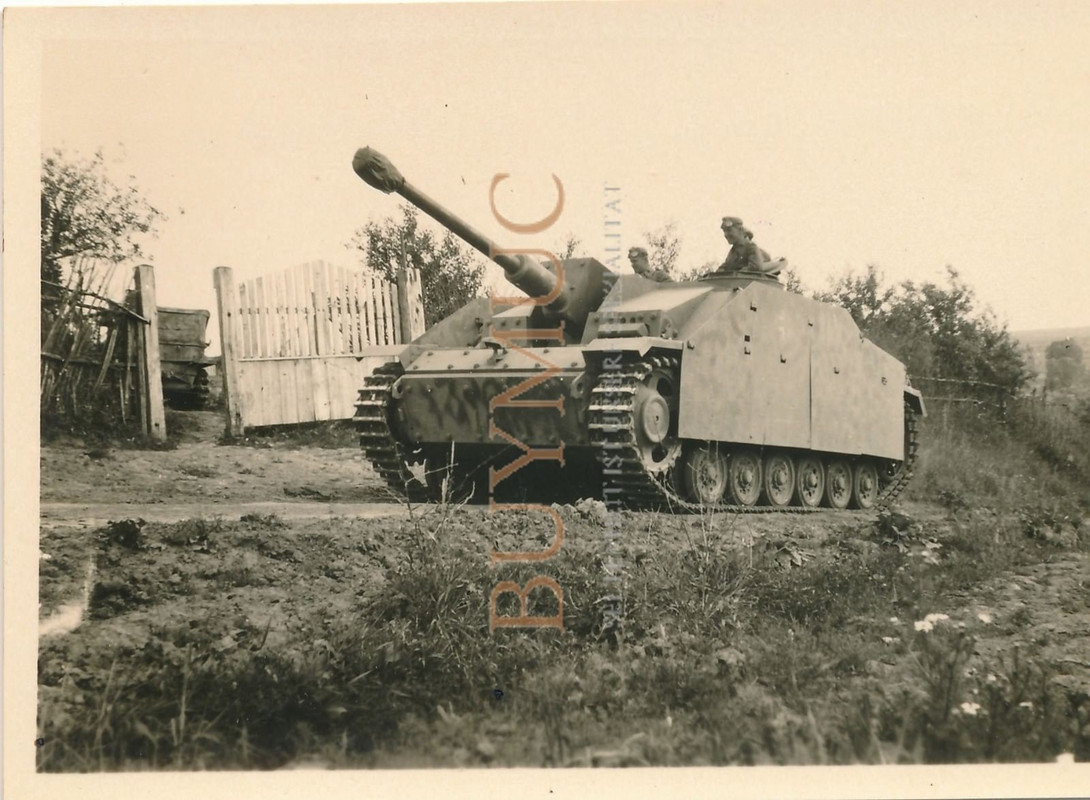 Foto 2.Weltkrieg, Sturmgeschütz, Langrohr, Seitenverkleidung