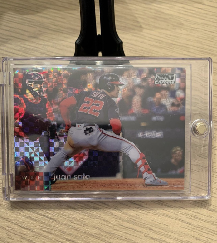 56DB70DC-0CBF-484A-8C3A-E826A6C211AC