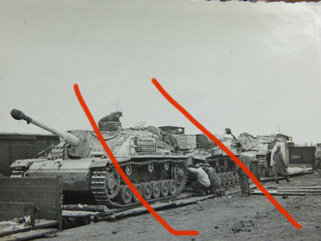 2.WK Foto Wehrmacht Sturmgeschütz III Bahnverlad