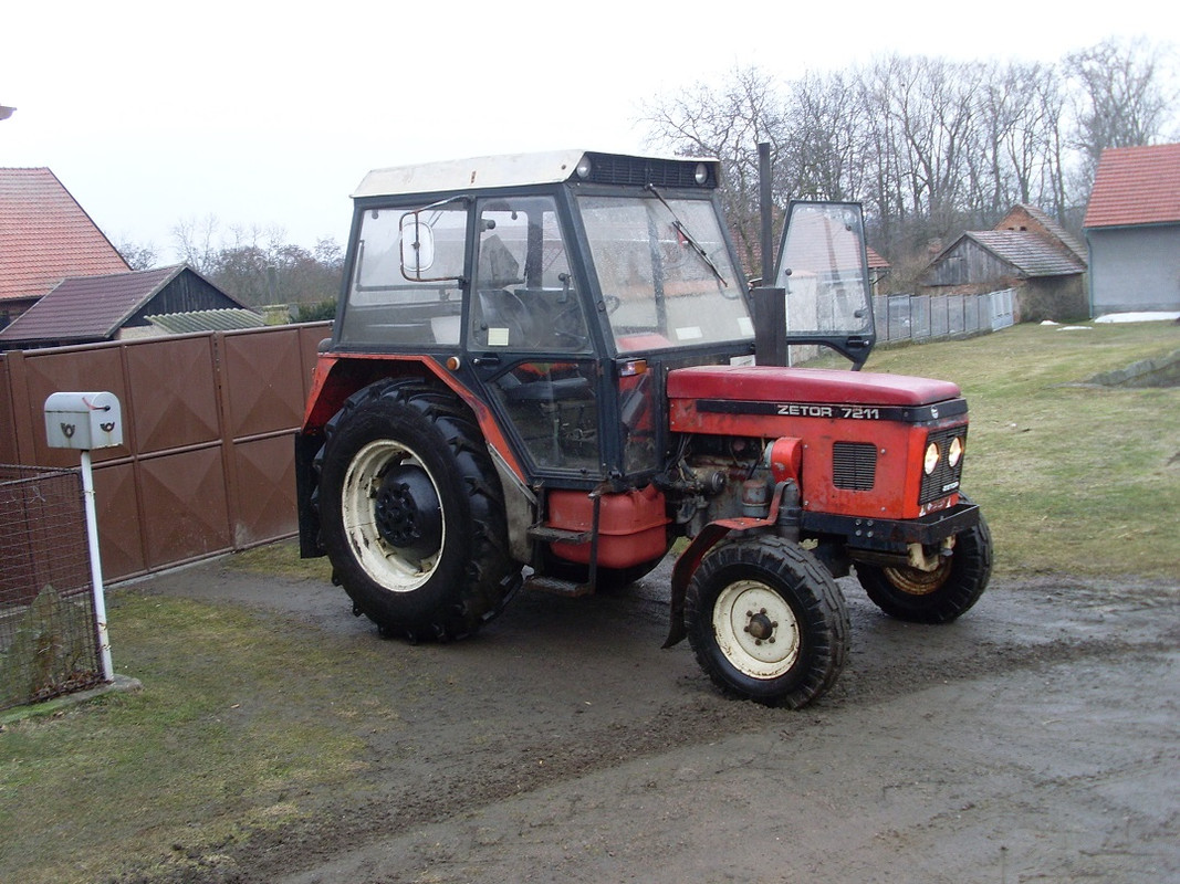 ZETOR 7211 GO nádrže 21