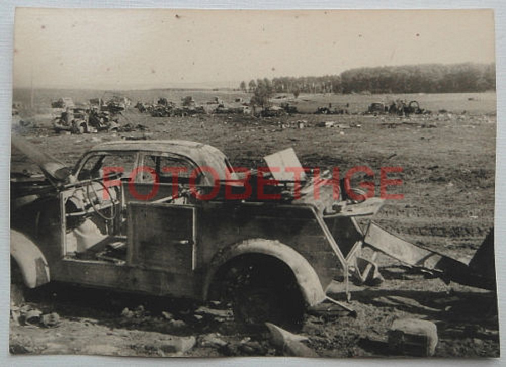 VW Kübelwagen Rückzug Wehrmacht 1945 Ungarn