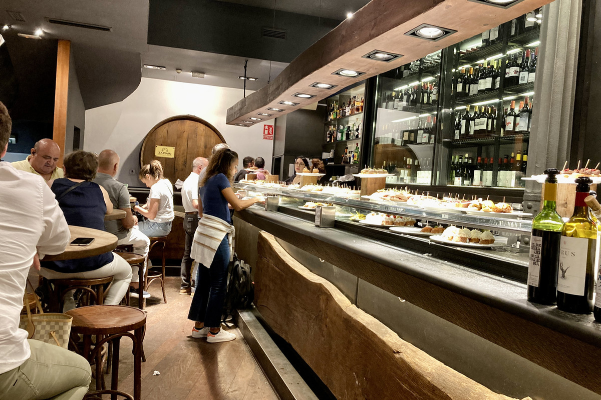 0B0B9CBE-99CA-4F23-A750-ECB8ABD901E9