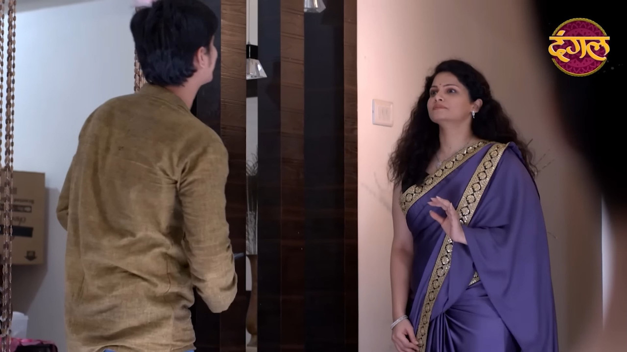 [Image: Anuya-bhagath-hot-in-sexy-sleevless-sare...48-798.jpg]