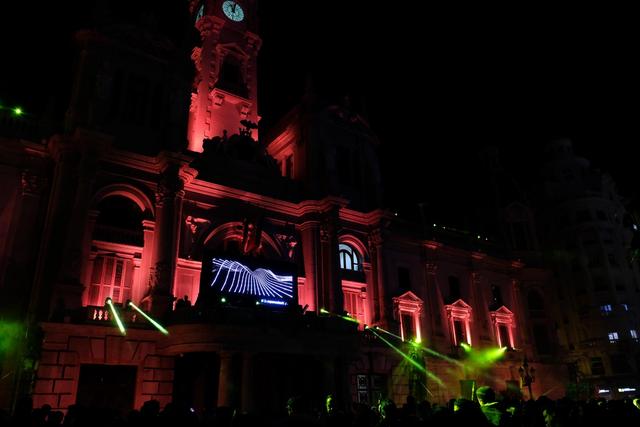 VALENCIA en un fin de semana - Blogs de España - Domingo 31/12: Centro de Valencia y Fin de Año en la Plaza del Ayuntamiento (66)