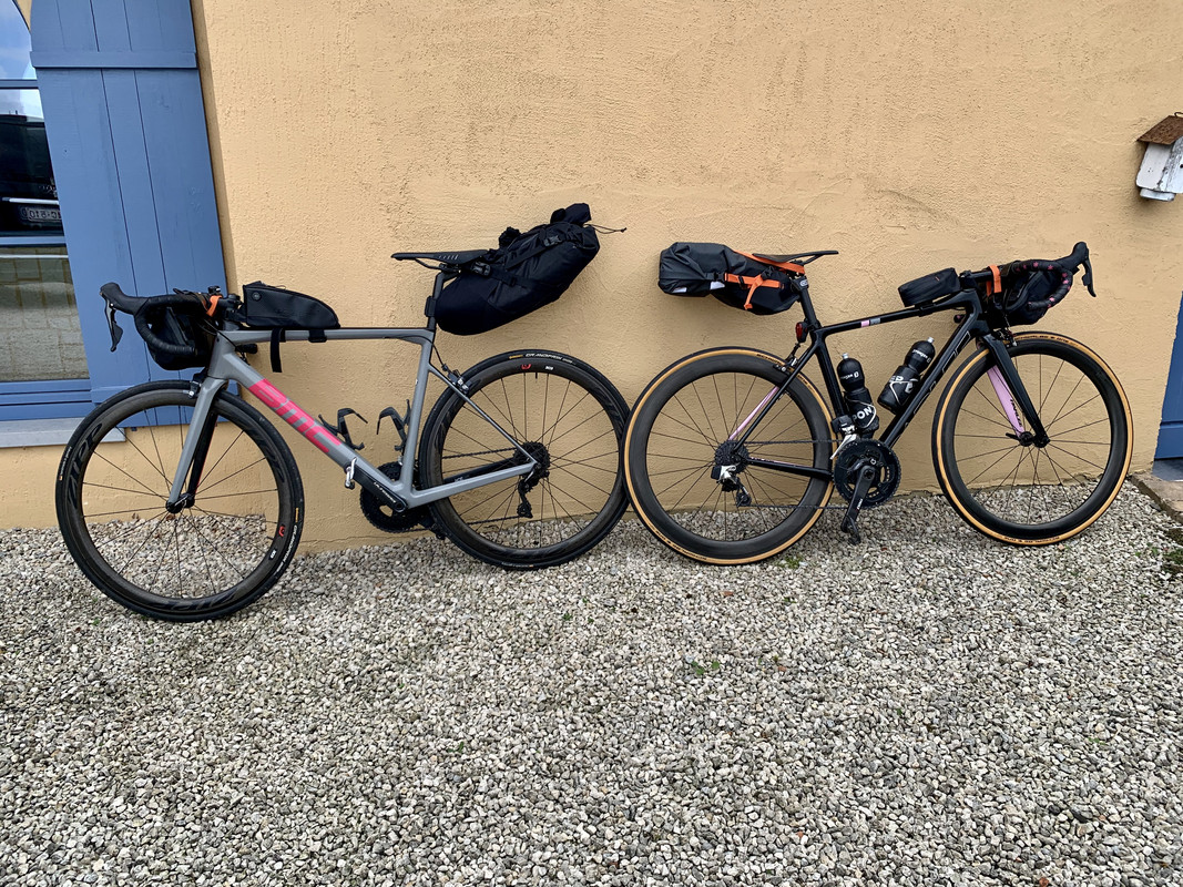 09F413B2-3A7A-40FE-8A54-28FD22373D07_1_201_a