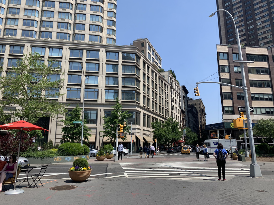 14C56841-C23E-4456-BDB7-23DF382D8B8A