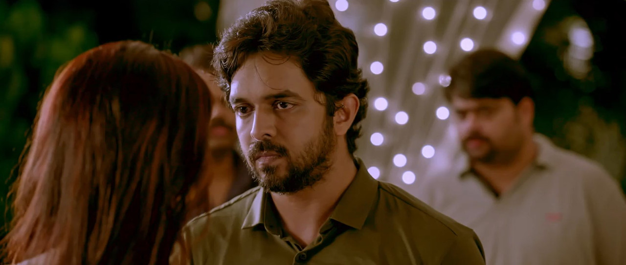 Ring Ring 2025 WebRip [Tamil] 480p, 720p ESub Screenshot