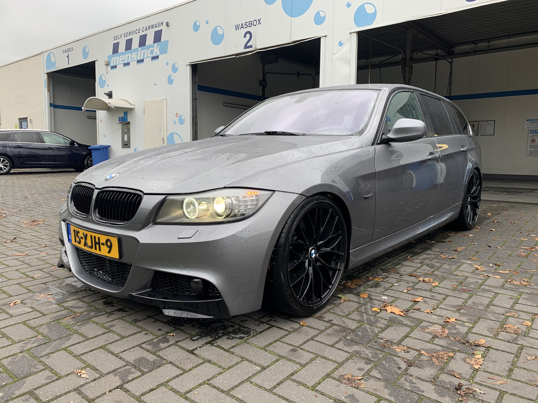 D2DAAD1F-6392-435A-B25B-95594AADF558