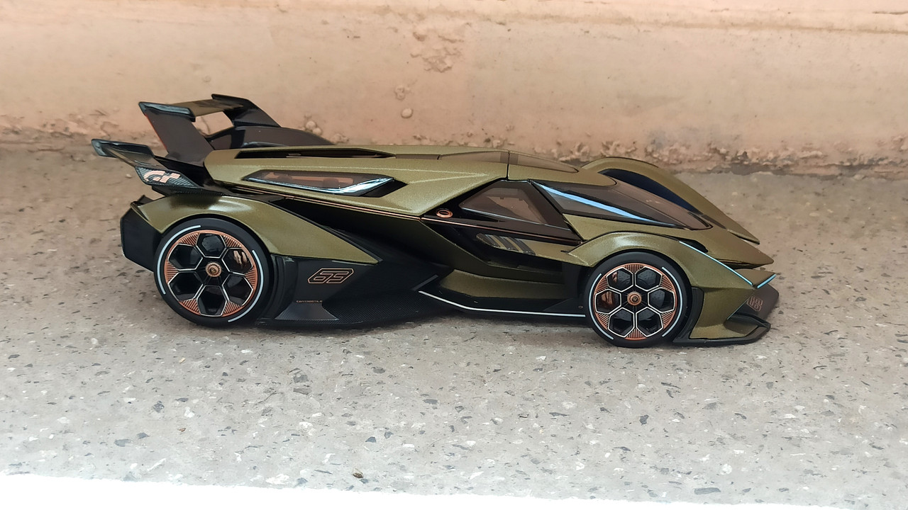 1:18 Maisto Lamborghini V12 Vision GT | DiecastXchange Forum