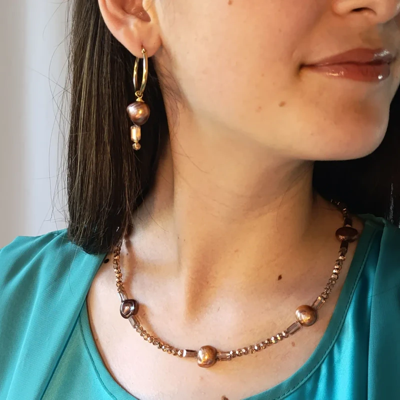 Bijou con forma gota, simbolismo de intuici&oacute;n y emoci&oacute;n