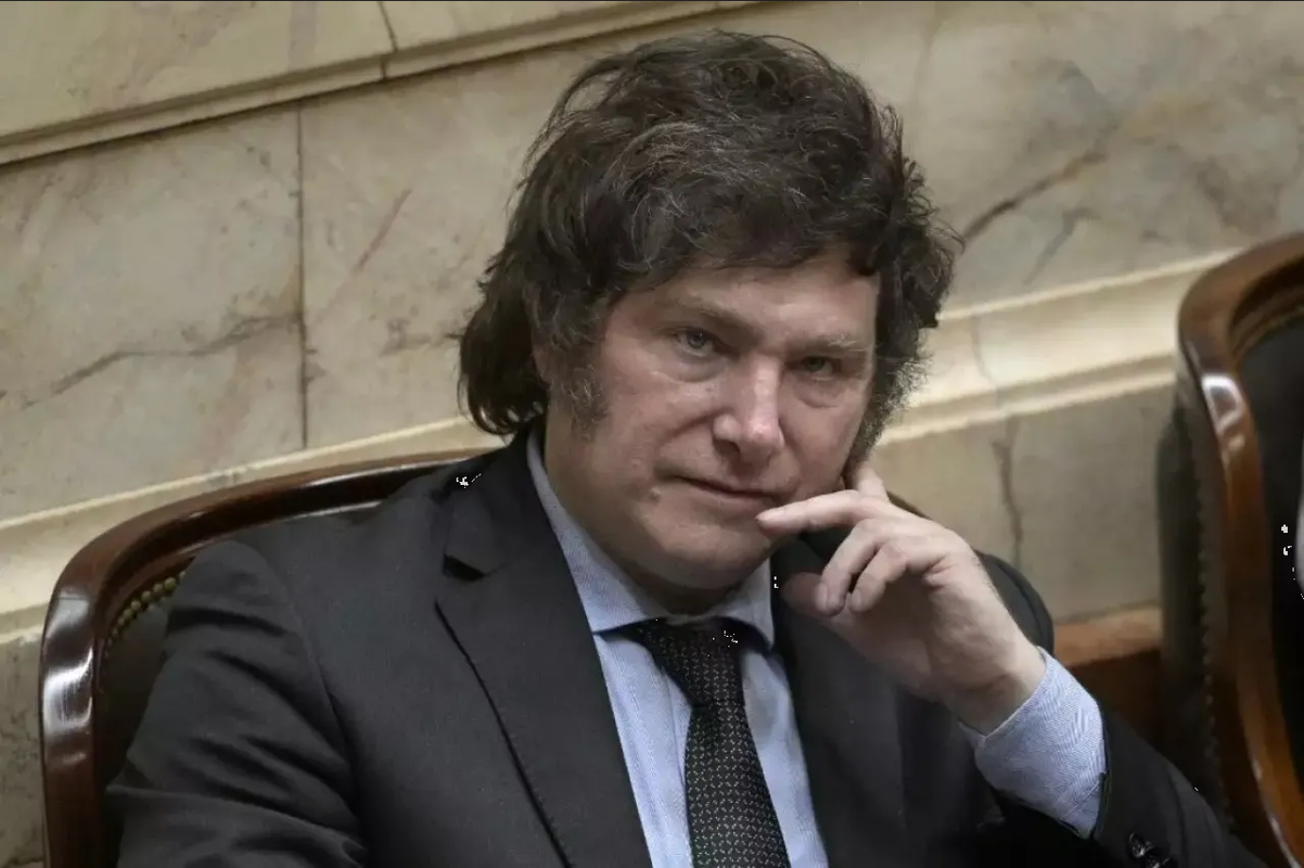 Javier Milei rifa su último sueldo como diputado en Instagram: Video