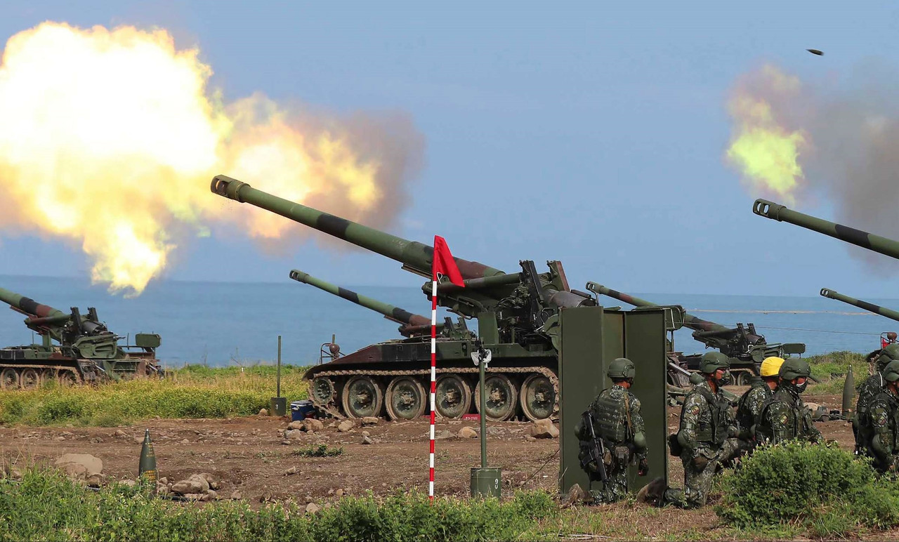 Taiwán realiza ejercicios militares cerca de China continental