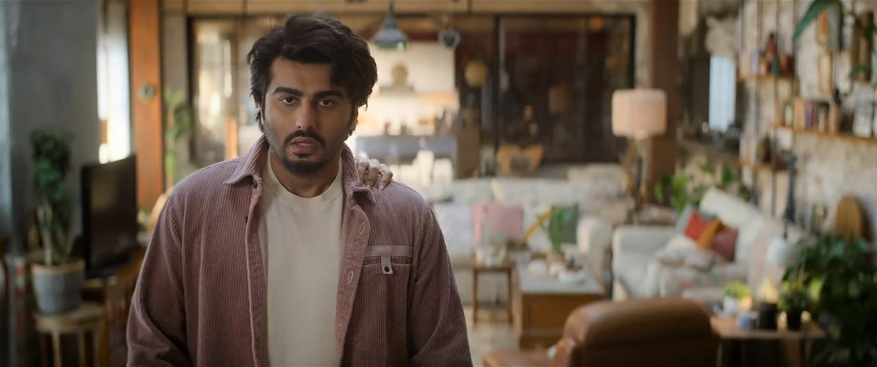 Mere Husband Ki Biwi 2025 WebRip [Hindi] 480p, 720p ESub Screenshot