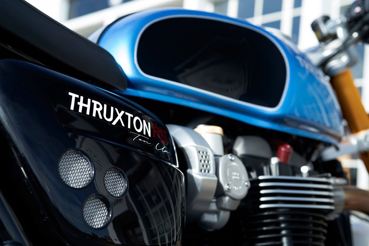 Спецвыпуск Triumph 2022: Street Twin EC1, Thruxton RS Ton Up, 221 Edition Rocket 3 R, Rocket 3 GT