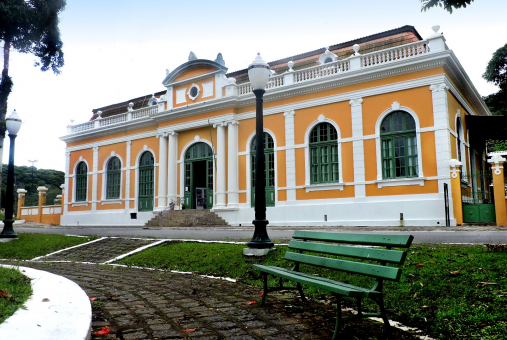 Estação ferroviária histórica no Paraná