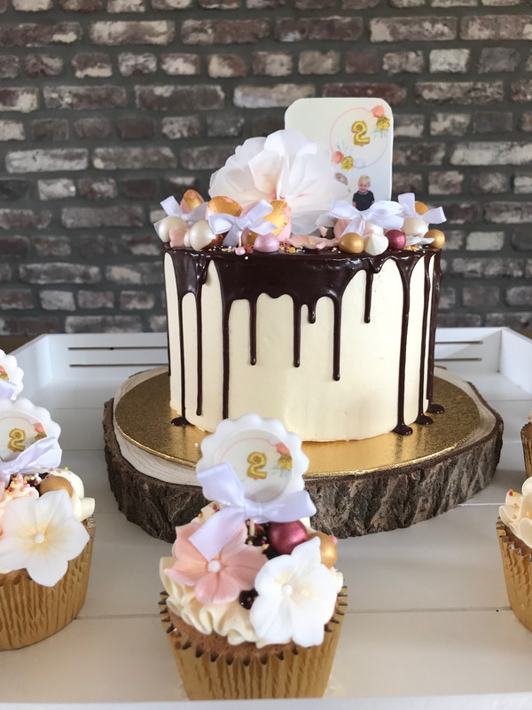 B7EAB5C5-AAE3-4445-A64E-E841DC29818D