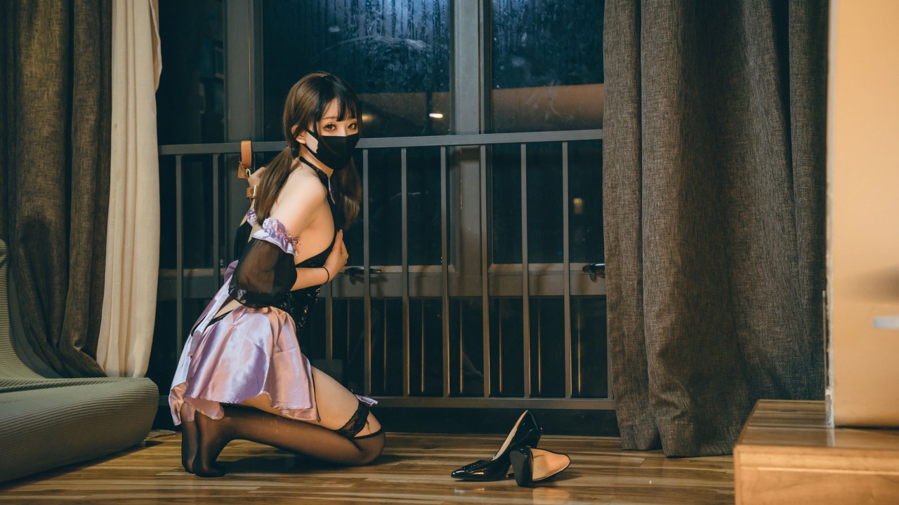 茶籽ccz COS《叛逆の魅魔》写真，隐若现的身体曲线插图3