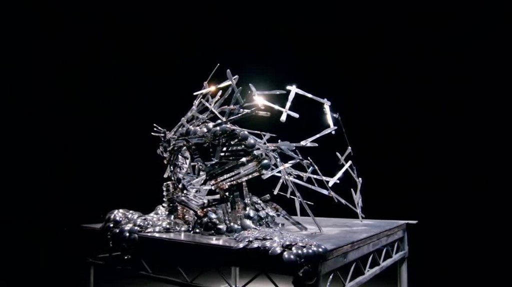 [Image: 8hoigteo714m.jpg]