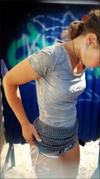 [Image: Voyeur32665142944.jpg]