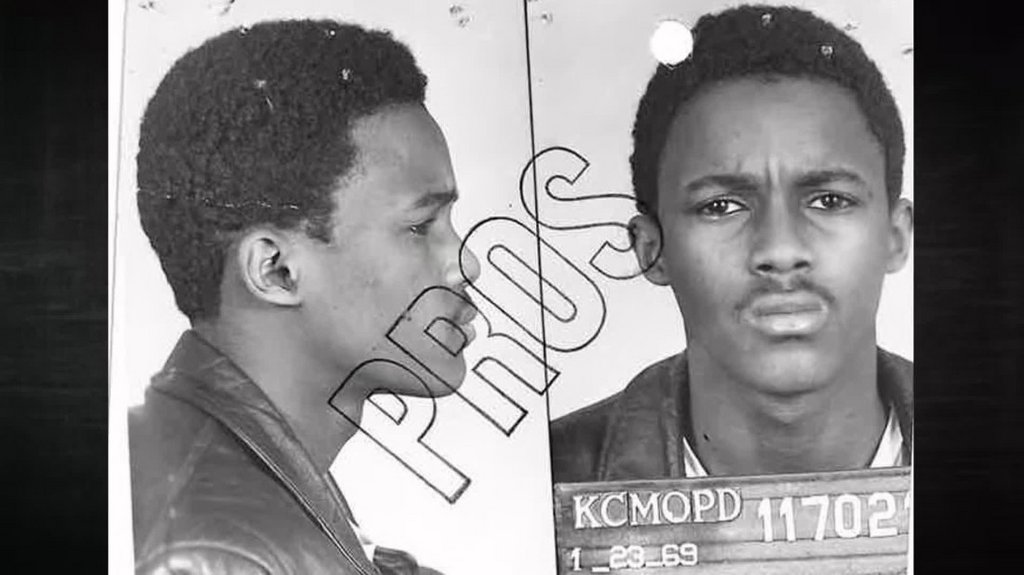 [Image: 9zzwne3k3sh8.jpg]