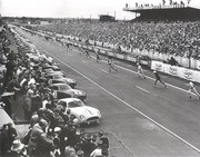 24 HEURES DU MANS YEAR BY YEAR PART ONE 1923-1969 - Page 51 61lm00-Start