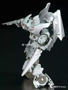 Studio-Series-29-DOTM-Sideswipe-11
