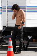 Orlando-Bloom-superficial-guys-23