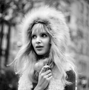 madeline-smith-c18