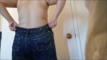 [Image: Voyeur33055143213.jpg]