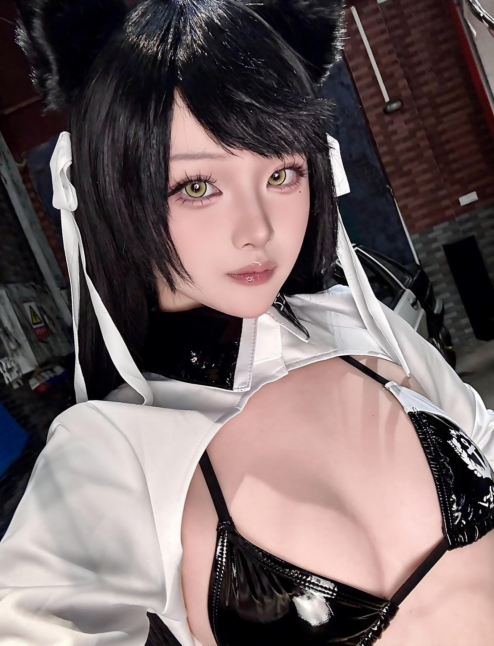 屿鱼 Yuyu 碧蓝航线 爱宕 赛车服 Cosplay 写真图集（114P｜142MB）插图