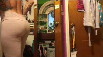 [Image: Voyeur48125104120.jpg]