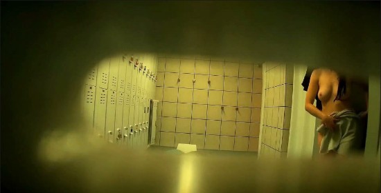 [Image: Voyeur30725143848.jpg]