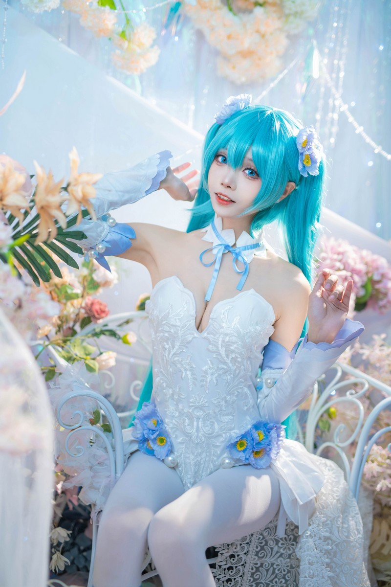 艾西Aiwest 初音未来粉蝶花Cosplay写真图集 Miku高清美图 44P (159.9M)插图7