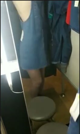 [Image: Voyeur39145124343.jpg]