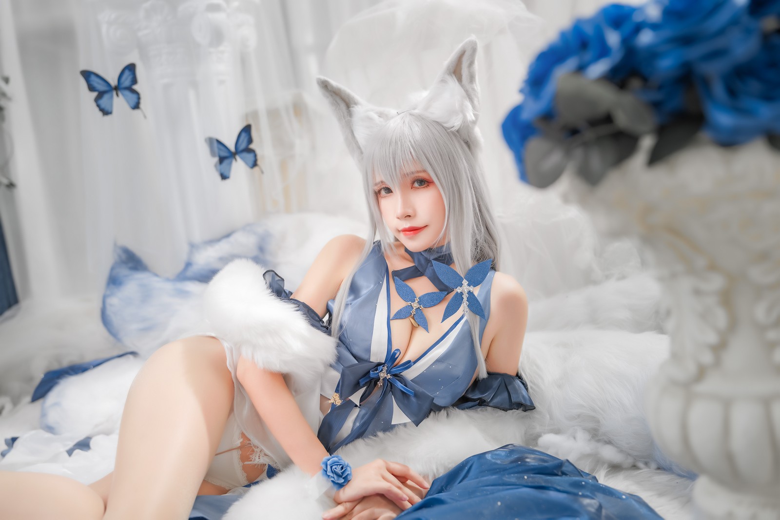 Neko-薇薇 信浓礼服 Cosplay 写真｜优雅风高清图集（30P｜74MB）插图7