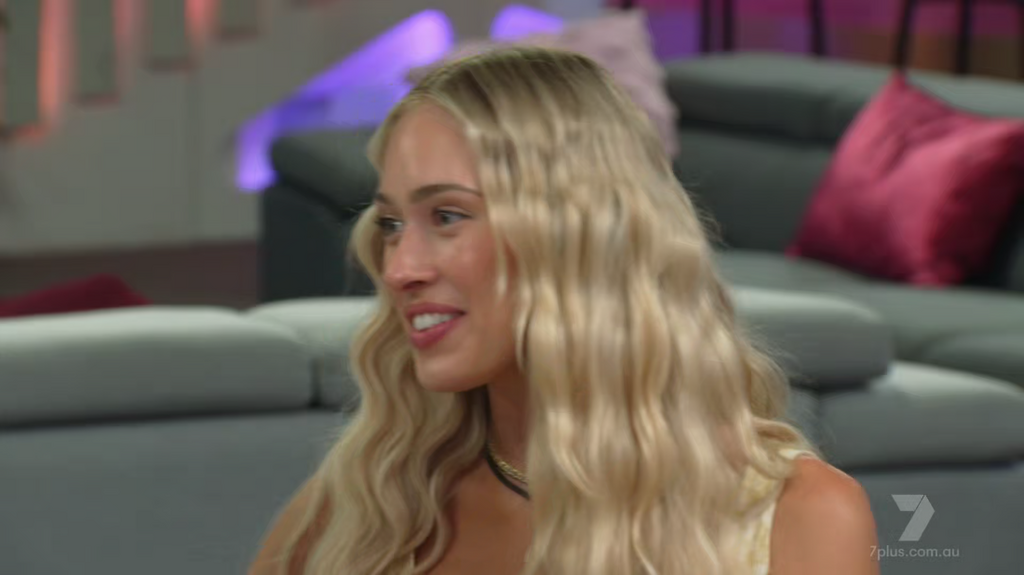 [Image: mjsmyr7q88s6.png]