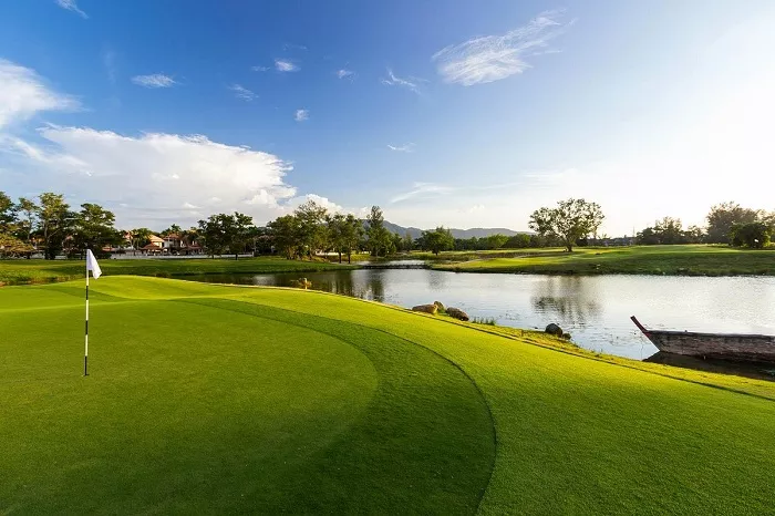 Phuket Country Club