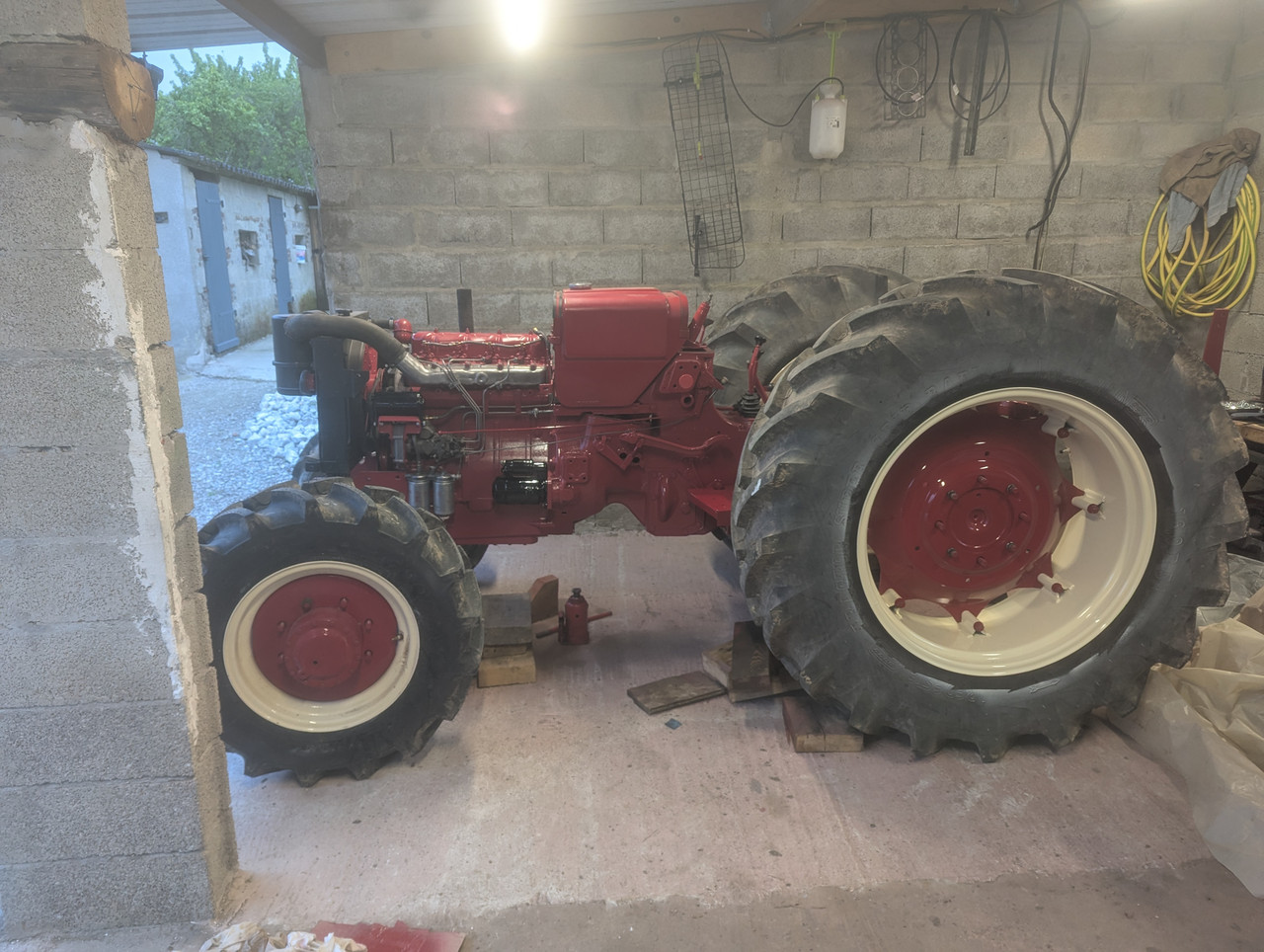 PXL 20260519 191117693